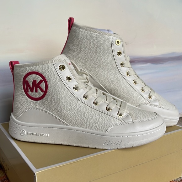 MICHAEL KORS SHEA MID HIGH TOP
FAUX LEATHER
49R4SHFE5L
ELECTRIC PINK
Sneakers - Picture 7 of 16